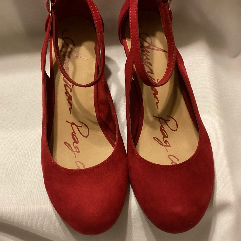 American Rag burgundy suede ankle strap wedge heels 91/2 M